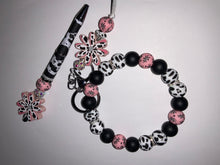 Load image into Gallery viewer, Wristlet/keychain and pen combo set