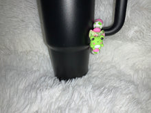 Load image into Gallery viewer, Frog with Bow Cup Charm
